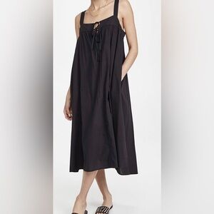 XiRENA Kynsley Black MIDI Dress w Pockets - Size Medium